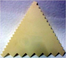 68DEGEL Deegsteker kunststof getand 110x75mm driehoek